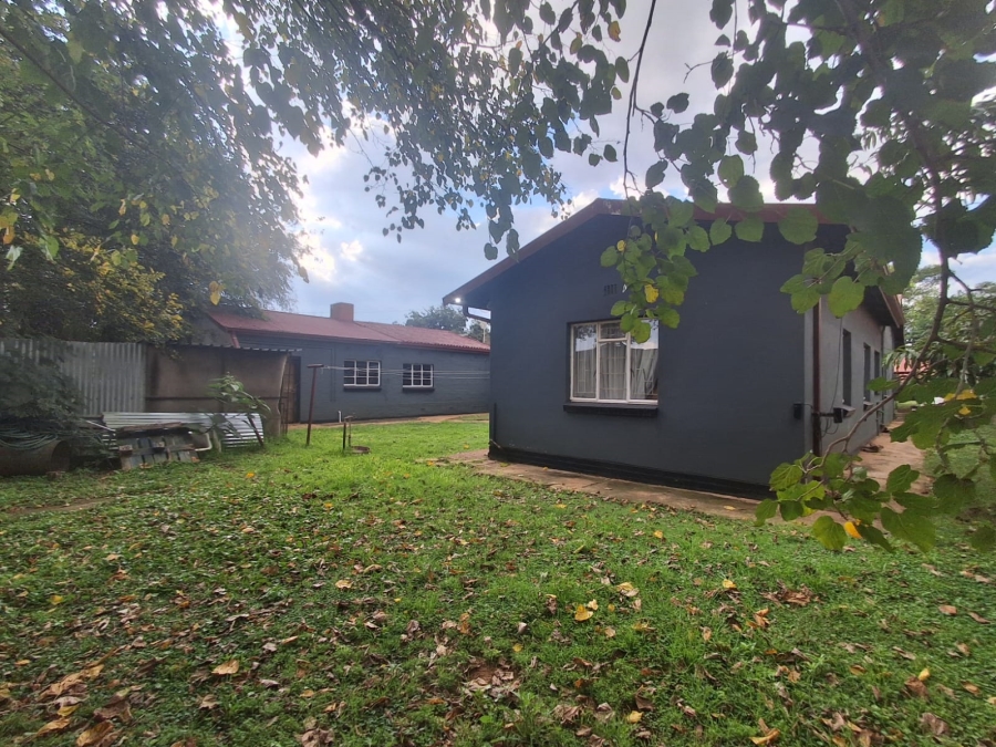 5 Bedroom Property for Sale in Duncanville Gauteng