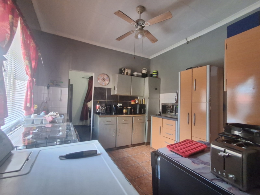 5 Bedroom Property for Sale in Duncanville Gauteng
