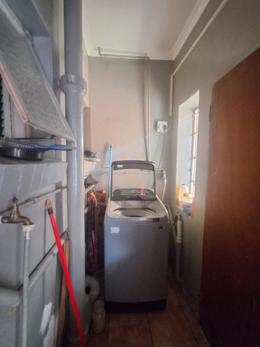 5 Bedroom Property for Sale in Duncanville Gauteng