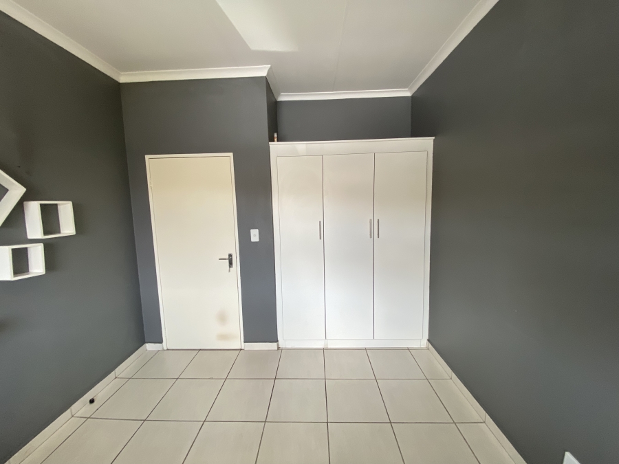 2 Bedroom Property for Sale in Rynfield A H Gauteng