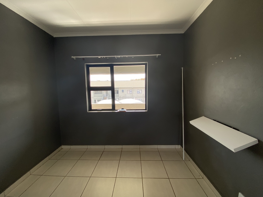 2 Bedroom Property for Sale in Rynfield A H Gauteng