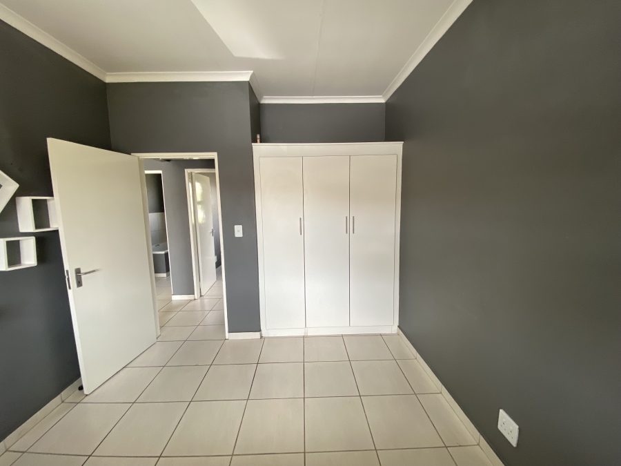 2 Bedroom Property for Sale in Rynfield A H Gauteng
