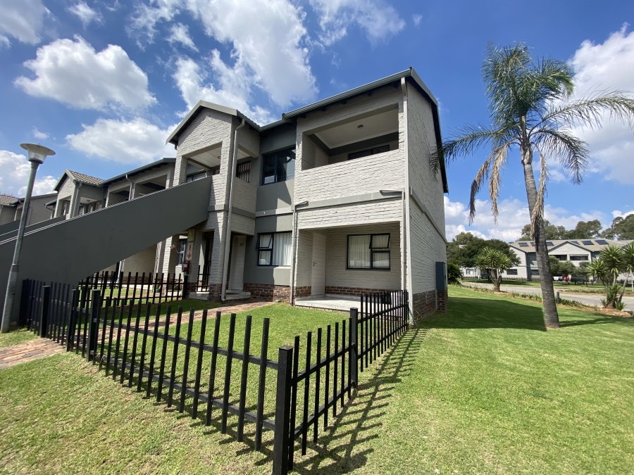 2 Bedroom Property for Sale in Rynfield A H Gauteng