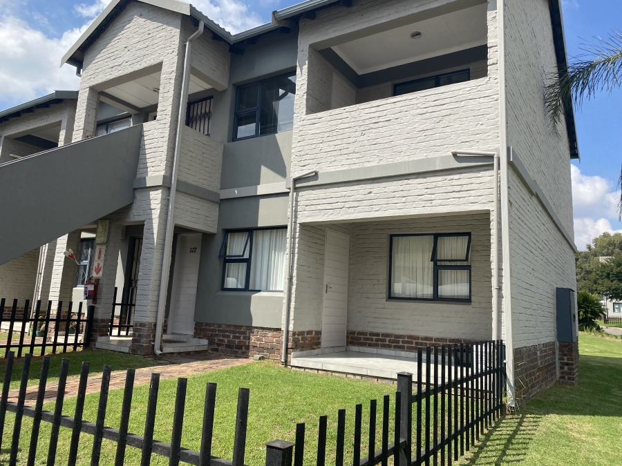 2 Bedroom Property for Sale in Rynfield A H Gauteng