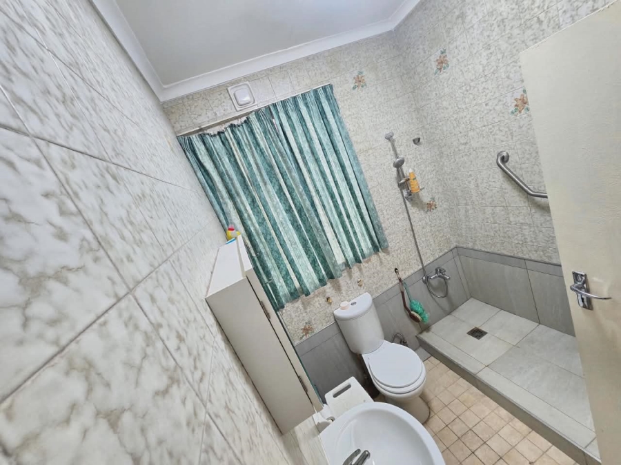 3 Bedroom Property for Sale in Three Rivers Proper Gauteng