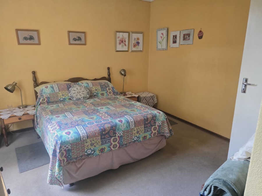 3 Bedroom Property for Sale in Three Rivers Proper Gauteng