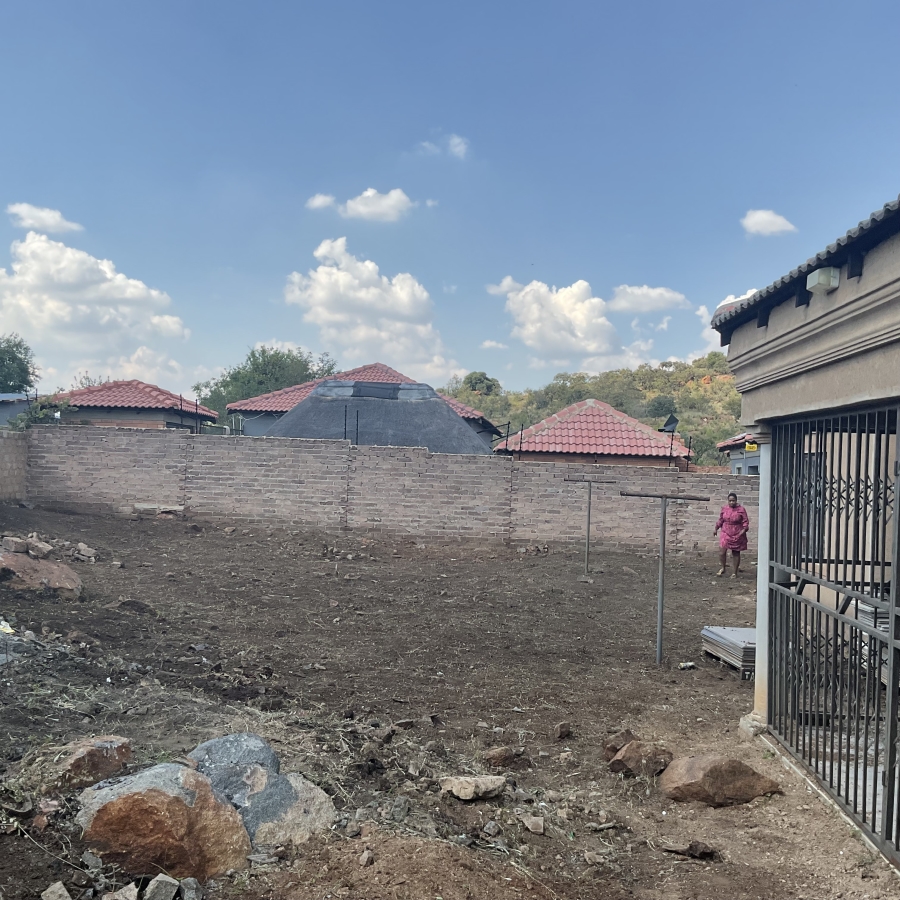 3 Bedroom Property for Sale in Chris Hani Gauteng