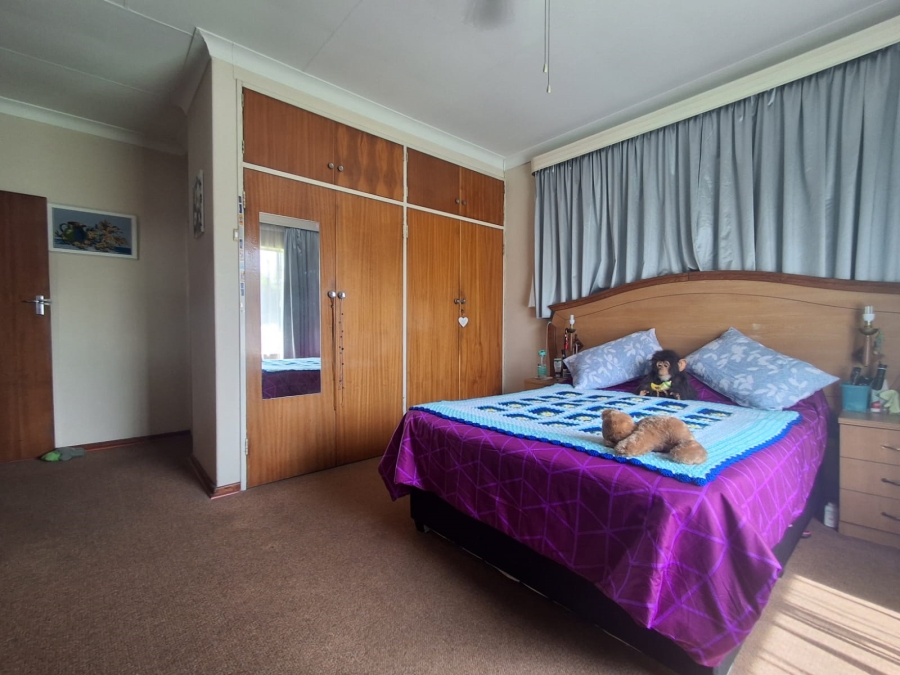 3 Bedroom Property for Sale in Meyerton Central Gauteng