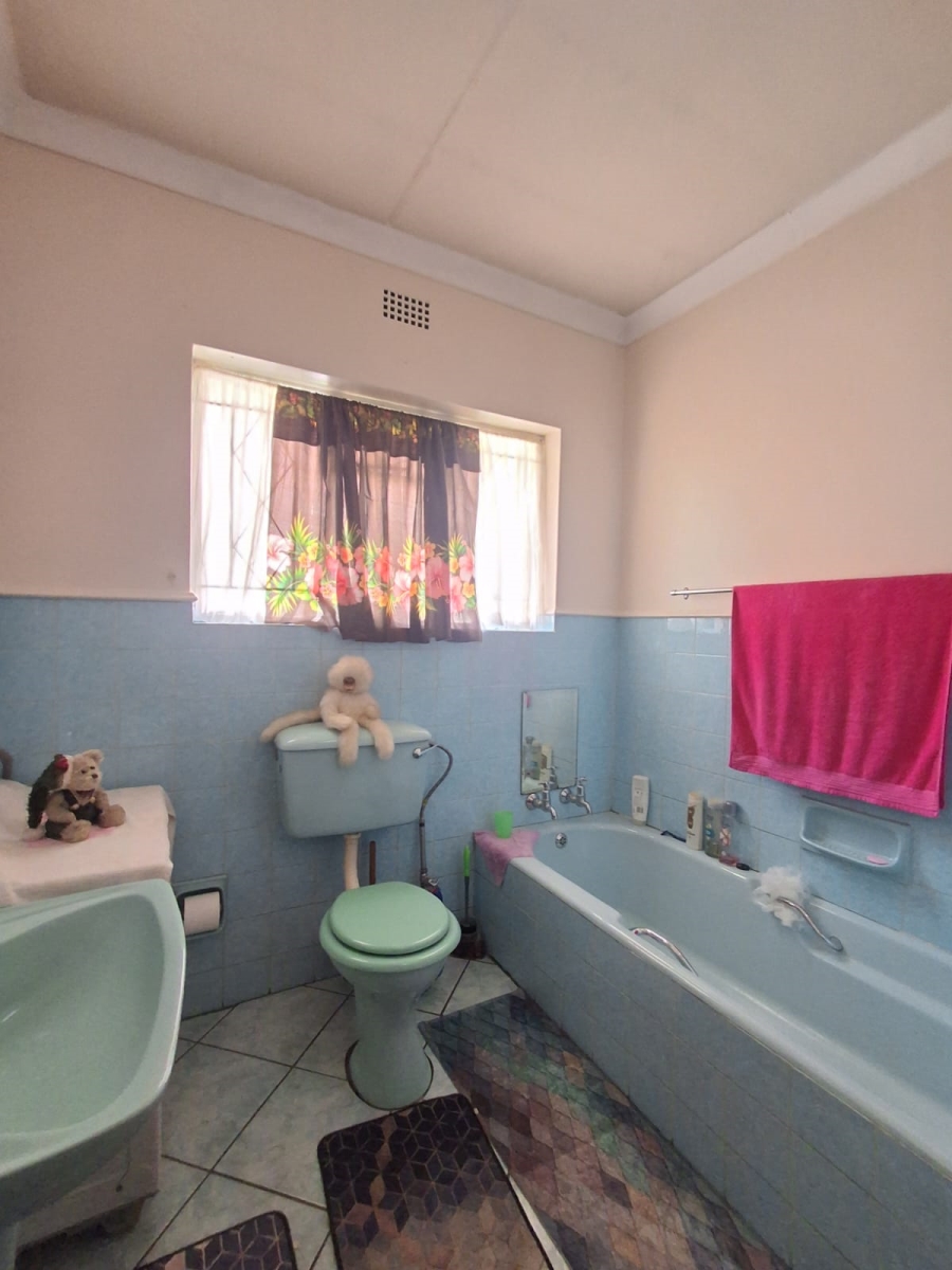 3 Bedroom Property for Sale in Meyerton Central Gauteng