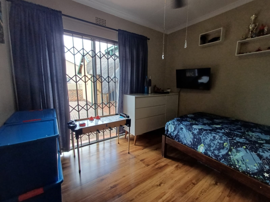 4 Bedroom Property for Sale in Vanderbijlpark SE 6 Gauteng