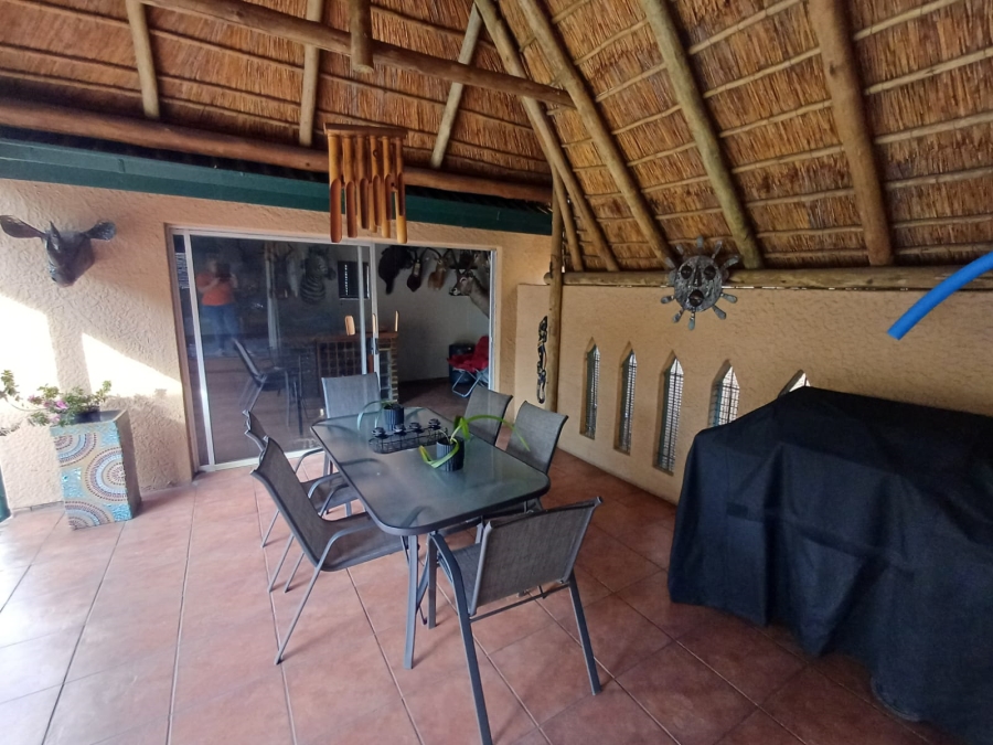 4 Bedroom Property for Sale in Vanderbijlpark SE 6 Gauteng