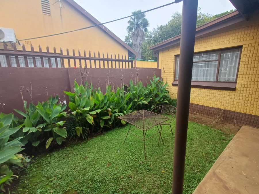 4 Bedroom Property for Sale in Mullerstuine Gauteng