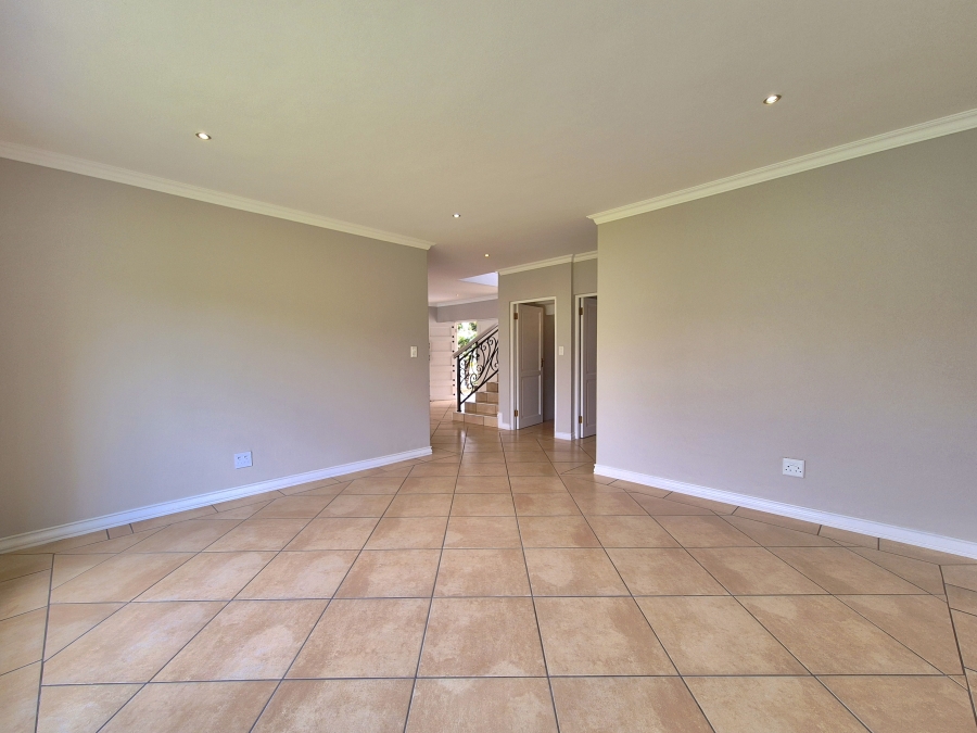 4 Bedroom Property for Sale in Helderwyk Gauteng
