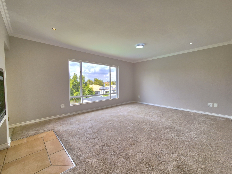 4 Bedroom Property for Sale in Helderwyk Gauteng