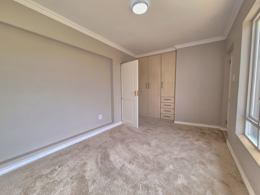 4 Bedroom Property for Sale in Helderwyk Gauteng