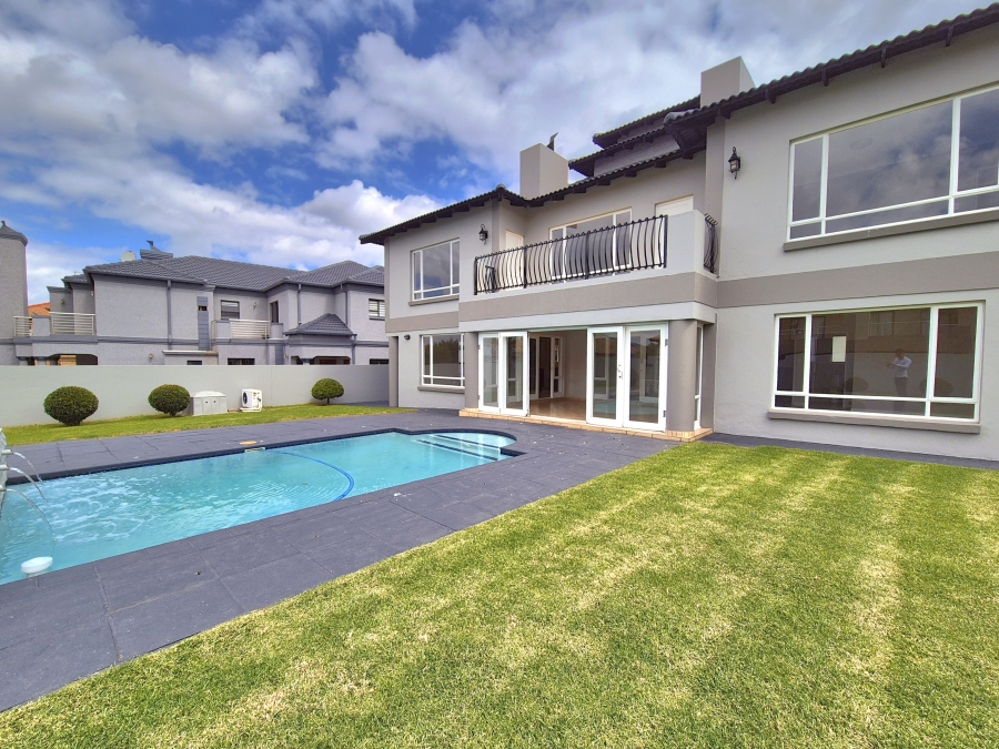 4 Bedroom Property for Sale in Helderwyk Gauteng