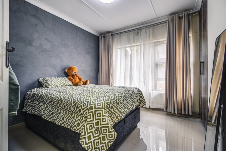 3 Bedroom Property for Sale in Hurlyvale Gauteng