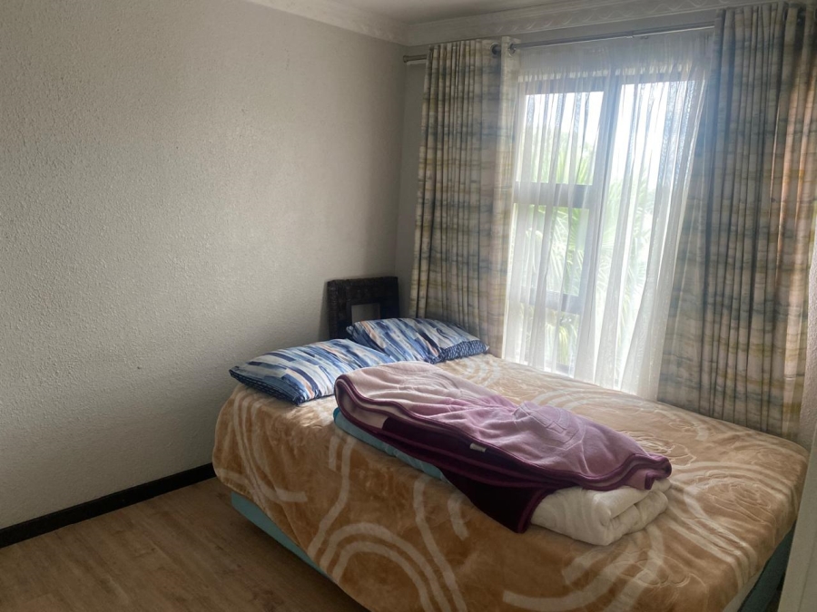 5 Bedroom Property for Sale in Illiondale Gauteng