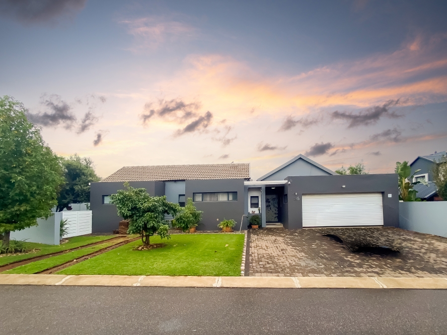 4 Bedroom Property for Sale in Midstream Meadows Gauteng