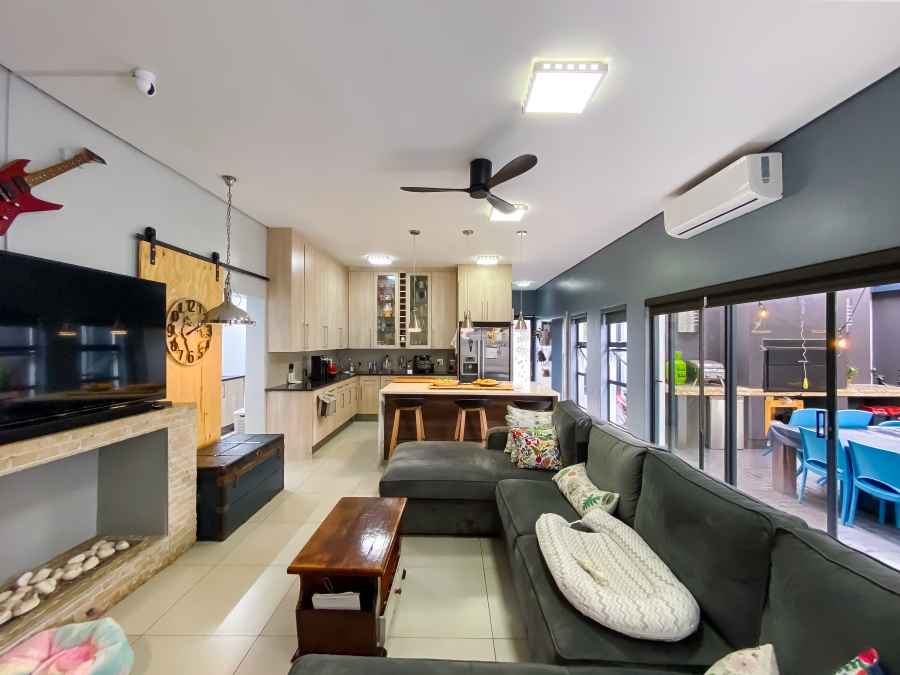 4 Bedroom Property for Sale in Midstream Meadows Gauteng