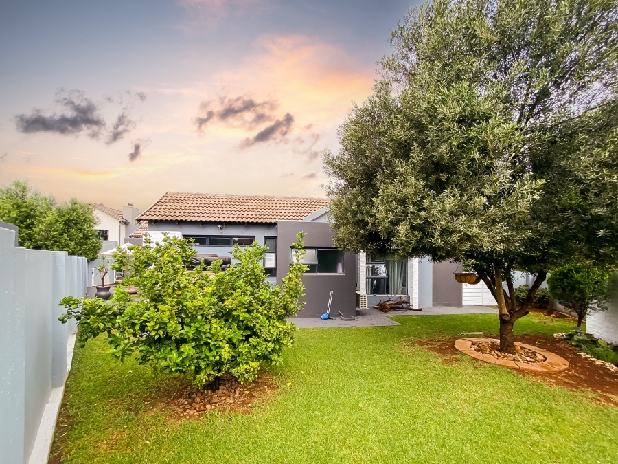 4 Bedroom Property for Sale in Midstream Meadows Gauteng