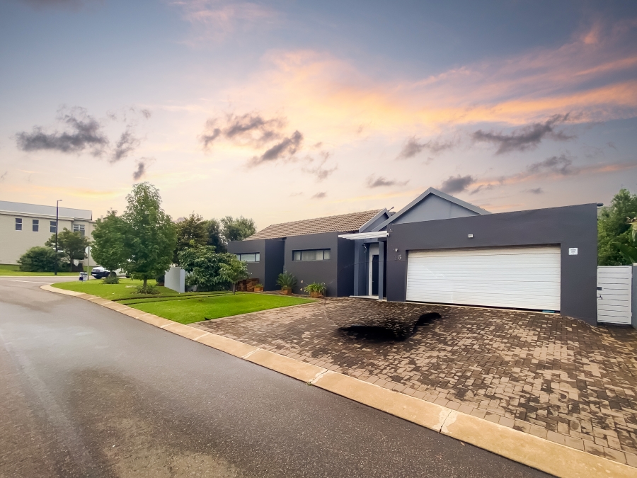 4 Bedroom Property for Sale in Midstream Meadows Gauteng