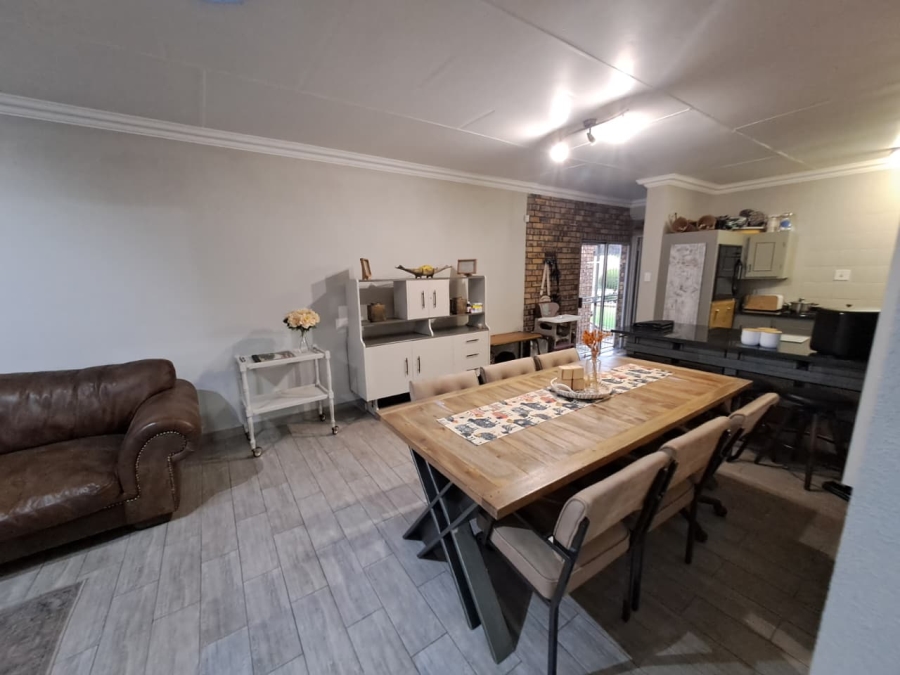 3 Bedroom Property for Sale in Overkruin Gauteng