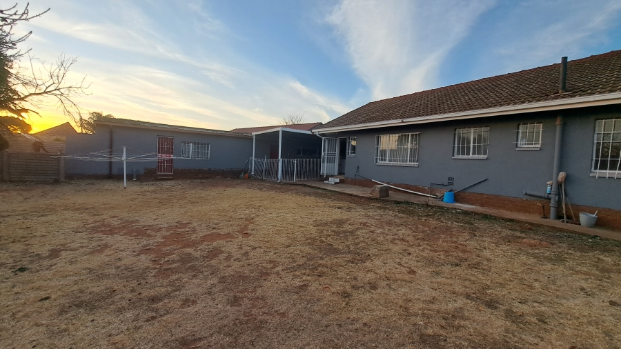 To Let 3 Bedroom Property for Rent in Witpoortjie Gauteng