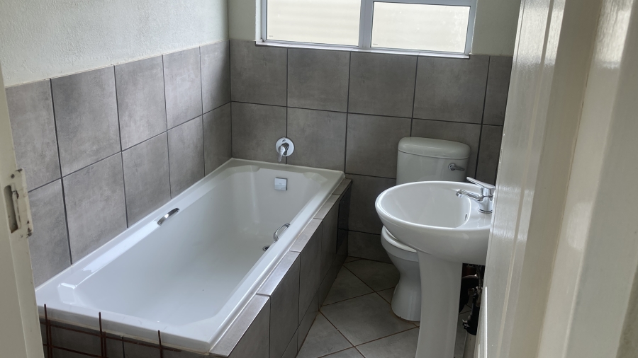 3 Bedroom Property for Sale in Brenthurst Gauteng