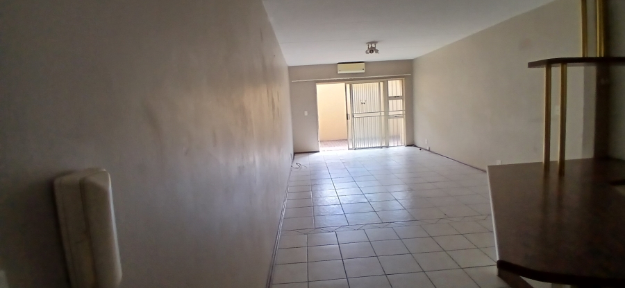 2 Bedroom Property for Sale in New Redruth Gauteng