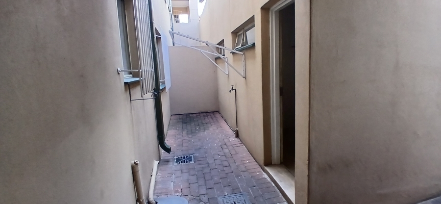 2 Bedroom Property for Sale in New Redruth Gauteng