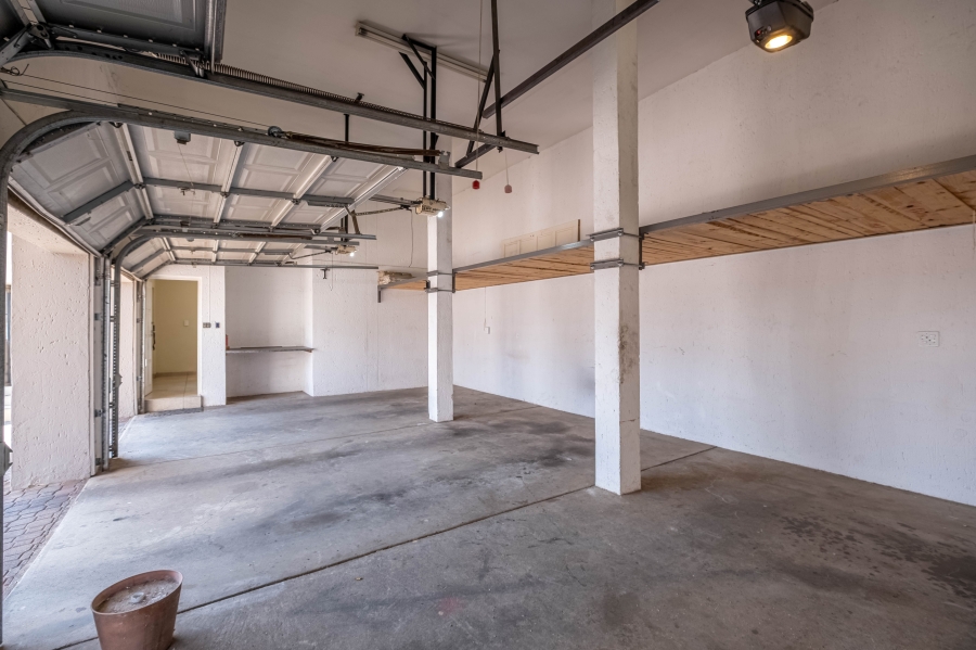 To Let 3 Bedroom Property for Rent in Bedford Park Gauteng