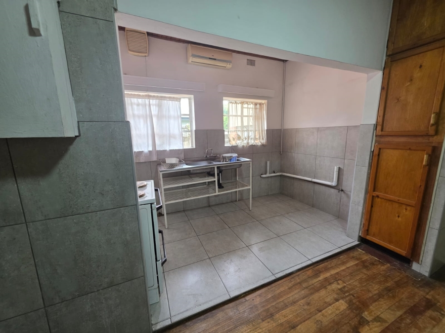 To Let 3 Bedroom Property for Rent in Lambton Gauteng