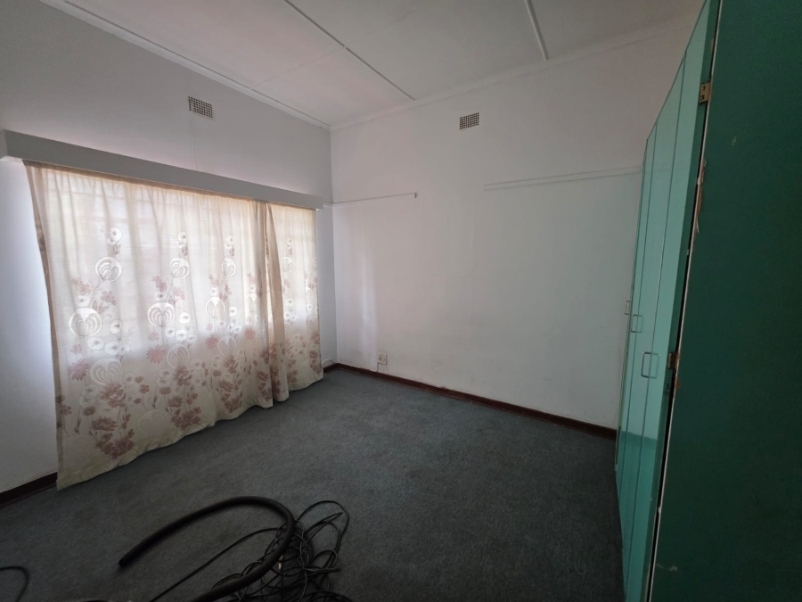 To Let 3 Bedroom Property for Rent in Lambton Gauteng