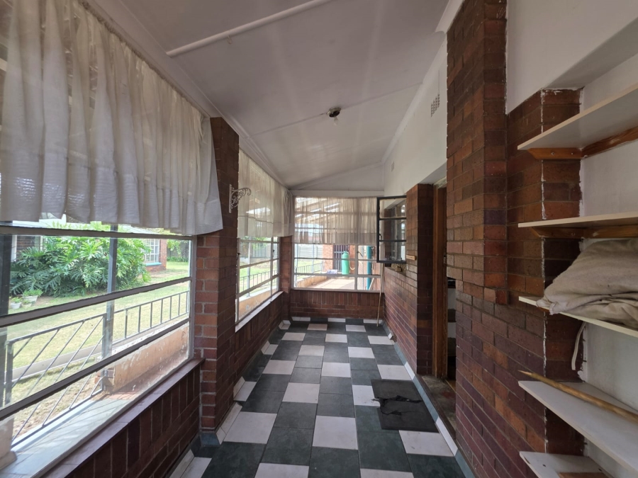 To Let 3 Bedroom Property for Rent in Lambton Gauteng