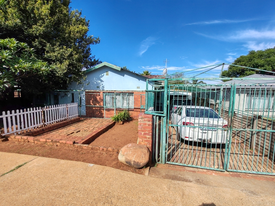 2 Bedroom Property for Sale in Danville Gauteng