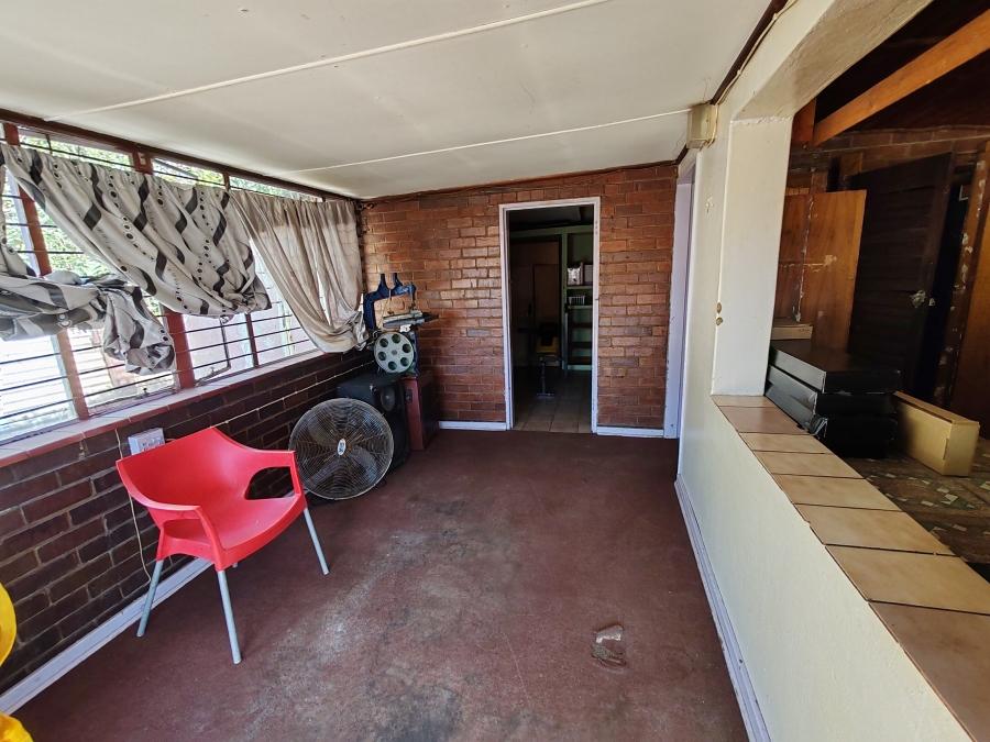 2 Bedroom Property for Sale in Danville Gauteng