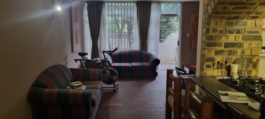 2 Bedroom Property for Sale in Sunnyside Gauteng