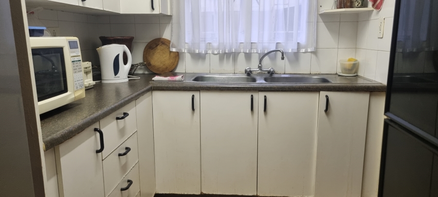 2 Bedroom Property for Sale in Sunnyside Gauteng