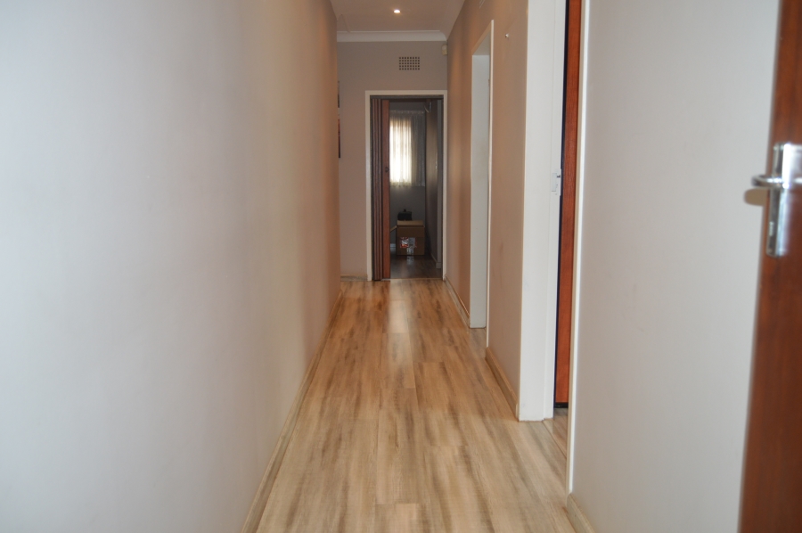 3 Bedroom Property for Sale in Ontdekkerspark Gauteng