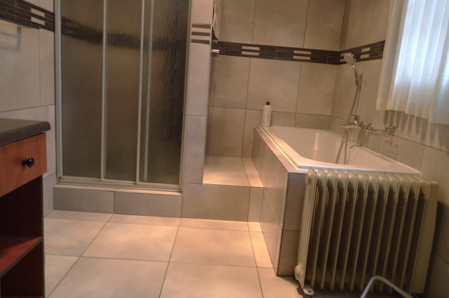 3 Bedroom Property for Sale in Ontdekkerspark Gauteng