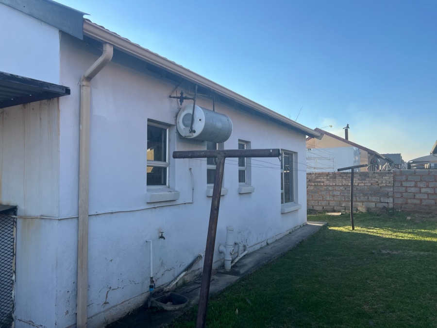 2 Bedroom Property for Sale in Sharon Park Gauteng