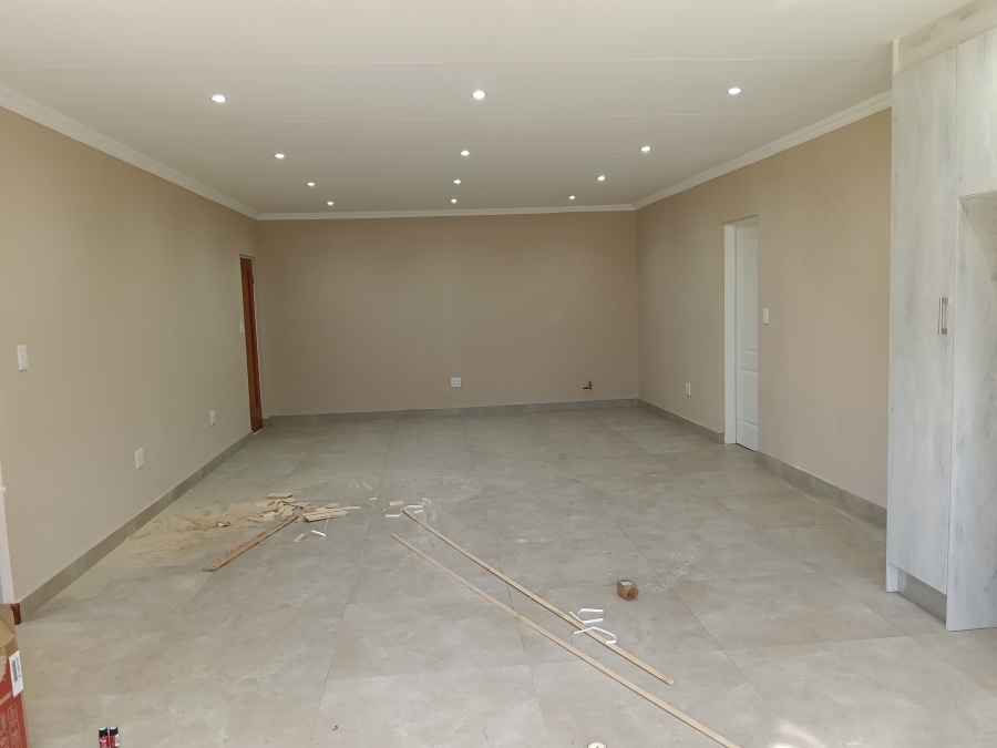 3 Bedroom Property for Sale in Lakefield Gauteng