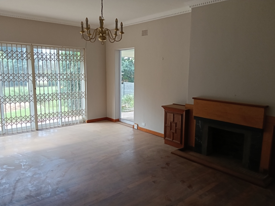 3 Bedroom Property for Sale in Lakefield Gauteng