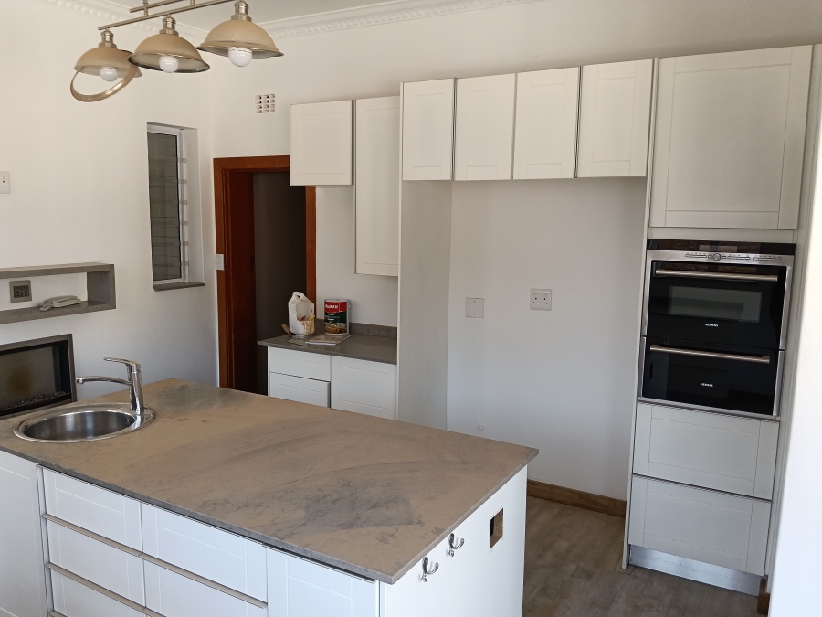 3 Bedroom Property for Sale in Lakefield Gauteng