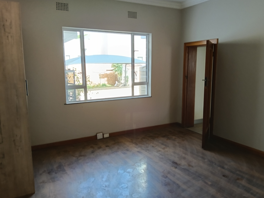 3 Bedroom Property for Sale in Lakefield Gauteng