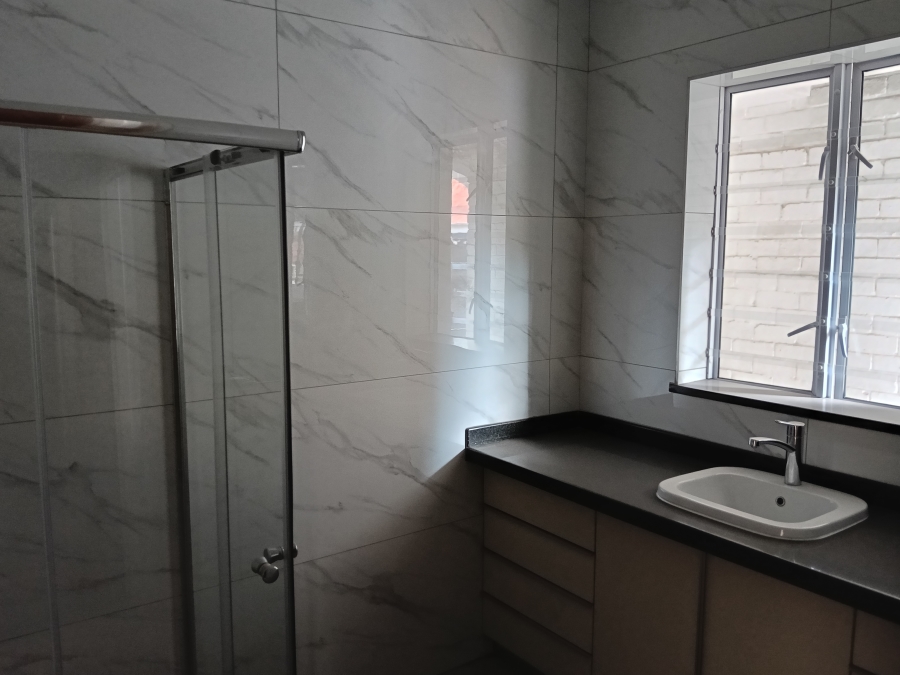 3 Bedroom Property for Sale in Lakefield Gauteng