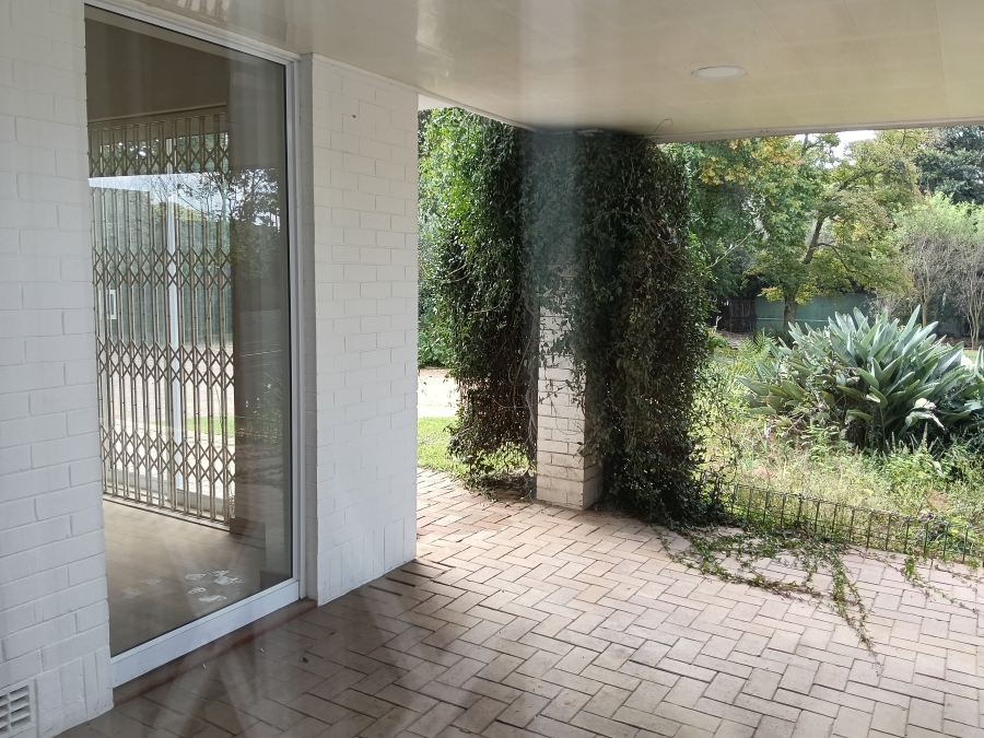 3 Bedroom Property for Sale in Lakefield Gauteng