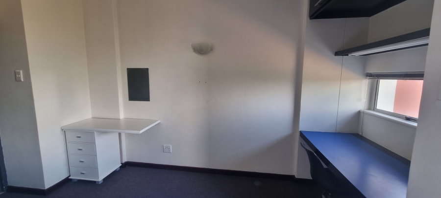 2 Bedroom Property for Sale in Hillcrest Gauteng