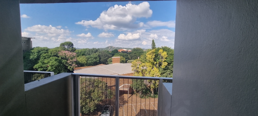 2 Bedroom Property for Sale in Hillcrest Gauteng